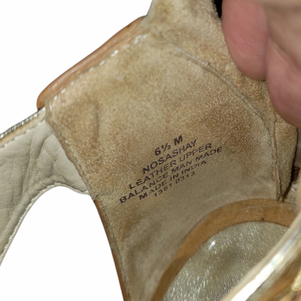 NINE WEST Nosashay T Strap Heel - Picture 8 of 10
